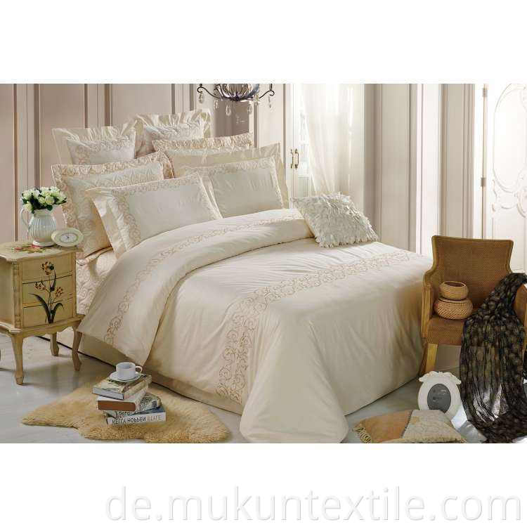  Cotton Embroidery Bedding Set